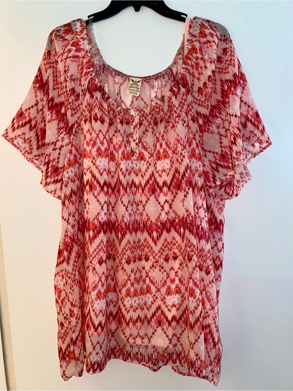 Faded Glory Pink and Red Patterned Flutter Sleeve Tunic